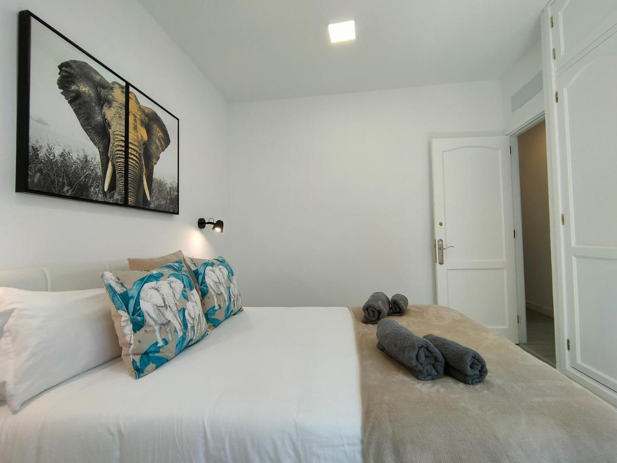 Canarian Holiday Home - Yumbo Luxury Apartment 마스팔로마스 외부 사진
