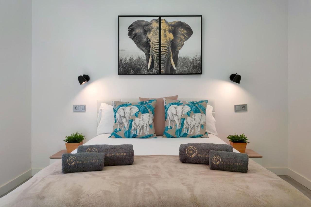 Canarian Holiday Home - Yumbo Luxury Apartment 마스팔로마스 외부 사진