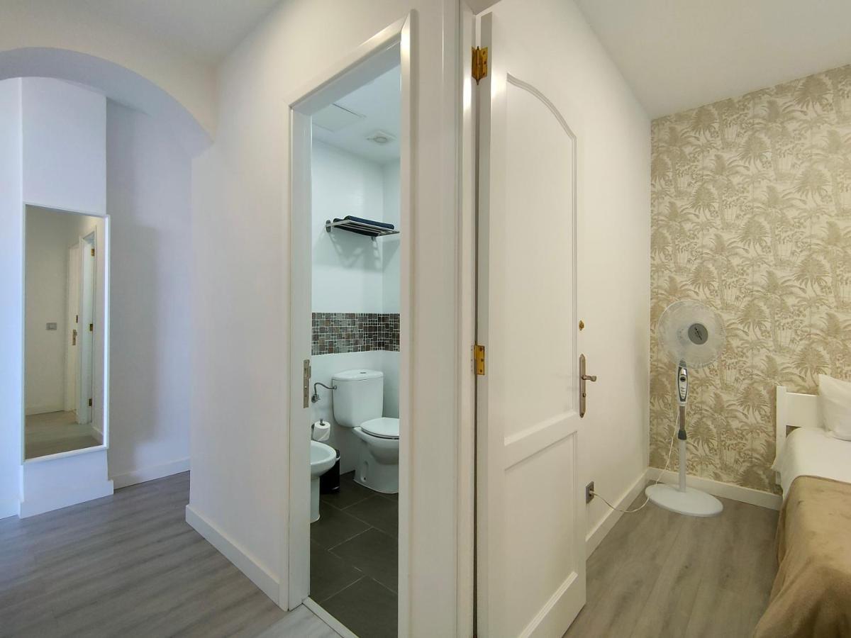 Canarian Holiday Home - Yumbo Luxury Apartment 마스팔로마스 외부 사진